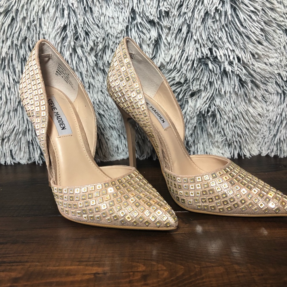 Steve Madden Varcity Pumps